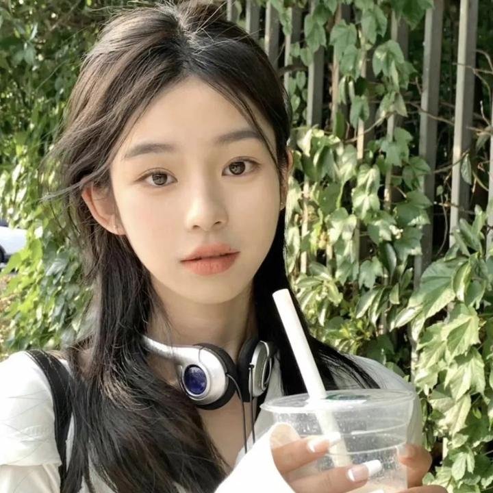 轻轻松松喜剧节